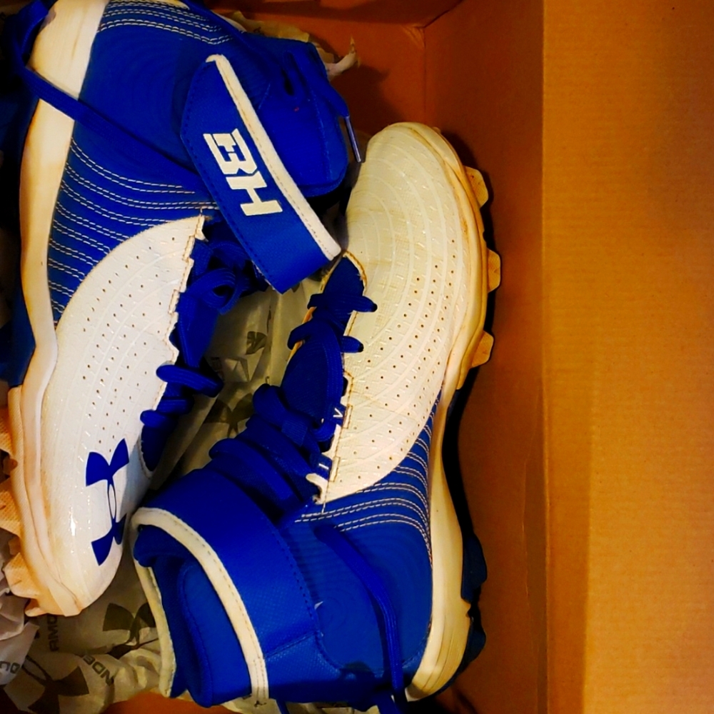 Big Boys UA baseball cleats